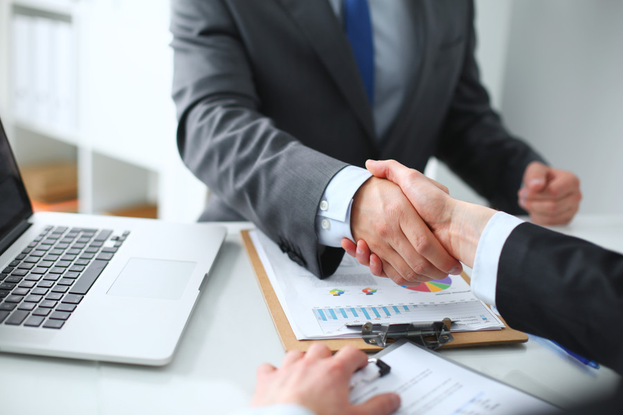 上海合同違約糾紛律師來支招：合同違約莫慌張，處理妙招幫你忙！