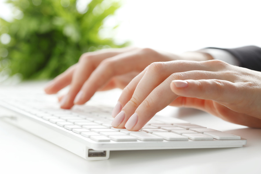 上海律師如何參與律師協會的行業自律機制，共同維護行業秩序？