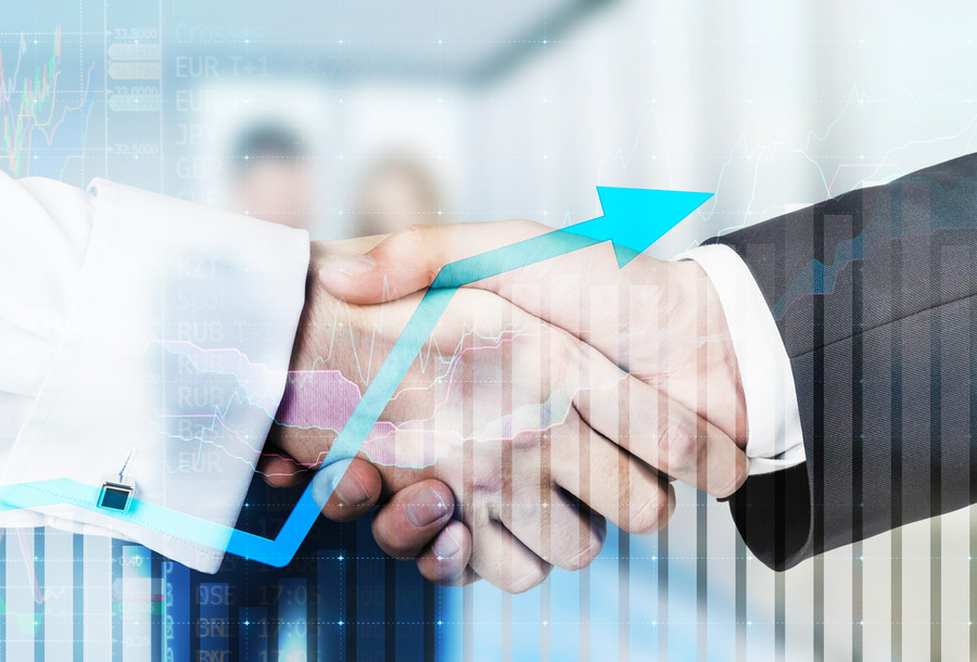 律師協會如何建立和維護與上海律師之間的良好溝通和合作關系？